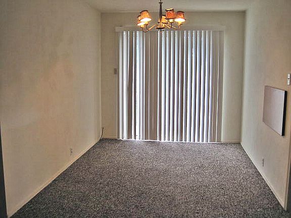 4th image of 3100 Jodie St
