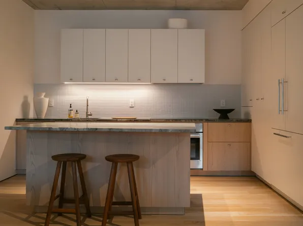 144 Vanderbilt Avenue image 4 of 23