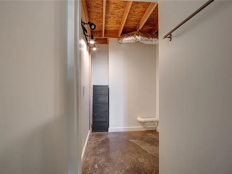 170 Boulevard SE #H421 — Photo 12