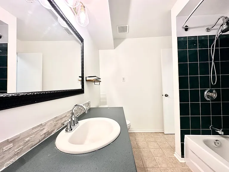 1120 Gablefield Point — Photo 9