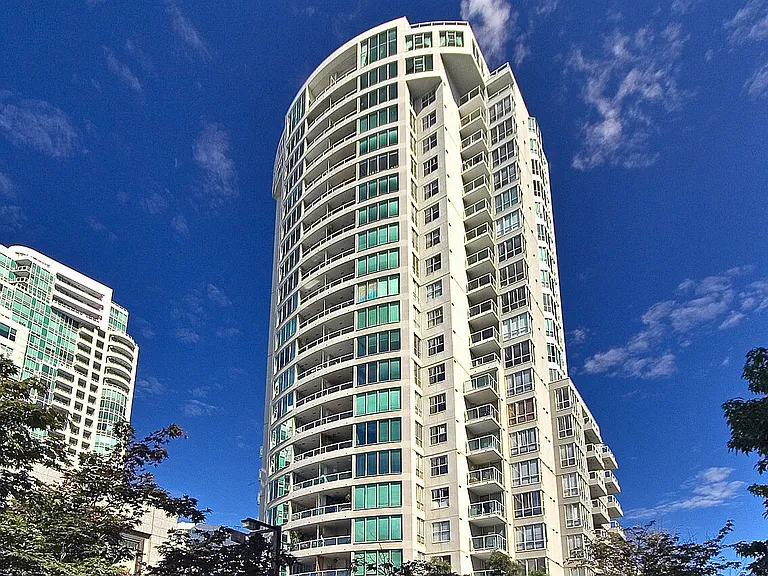 1500 Howe St #H01 — Photo 16