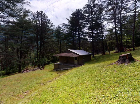 149 Hillside Dr, Waterville, PA 17776