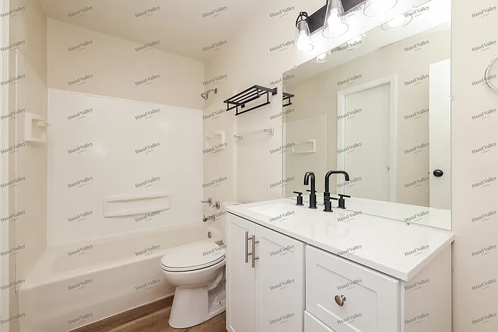 1151 Irmal Dr — Photo 10