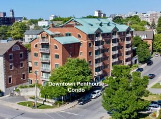2 Bay St, Kingston, ON K7K6T7