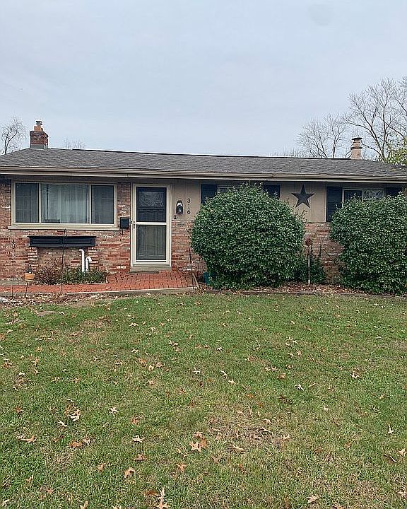 1st image of 316 W Crest Dr