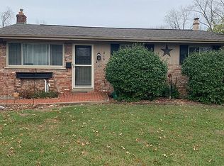 316 W Crest Dr, Cincinnati, OH 45215