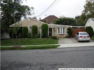 340 Lyndale Ave, Staten Island, NY 10312