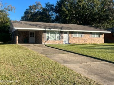 208 Saint Augustine Dr, Long Beach, MS, 39560