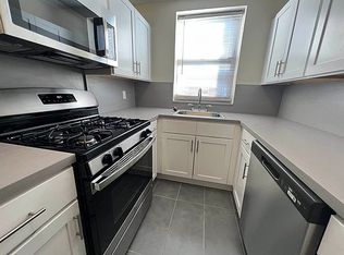 17718 Wexford Ter #607, Jamaica, NY 11432