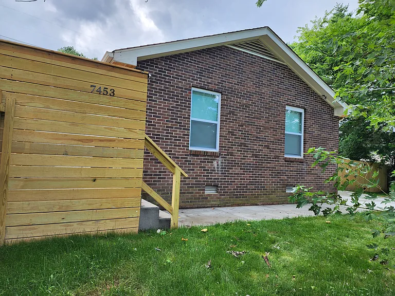 7453 George Gaines Rd — Photo 1