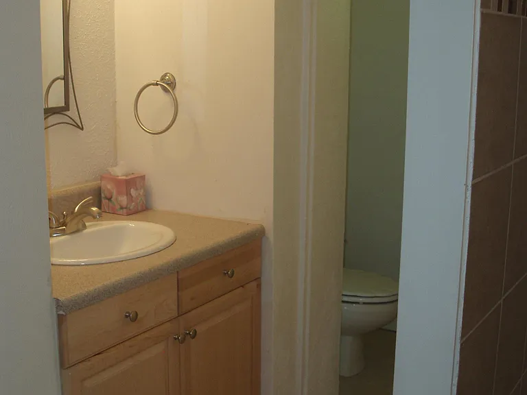 3226 Bryant St — Photo 19