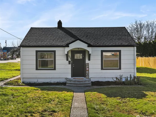 202 N Washington Avenue, Arlington, WA 98223