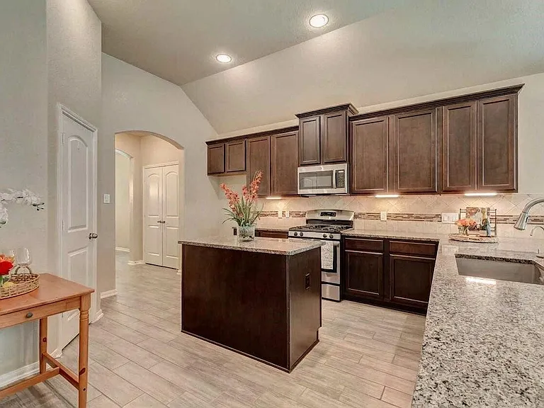 5318 Madeline Grace Dr — Photo 6