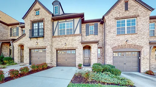 2093 Newark Ln Photo 1