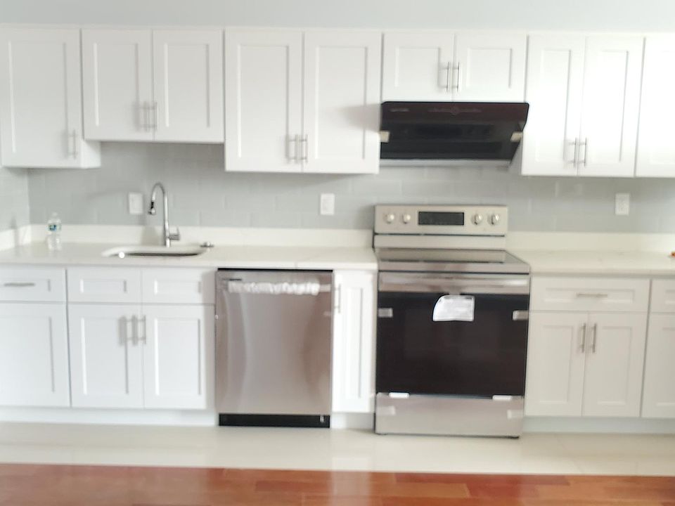 1st image of 434 N 9th St #A3
