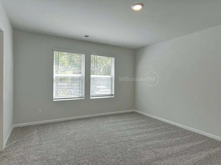 1152 Harland St — Photo 19