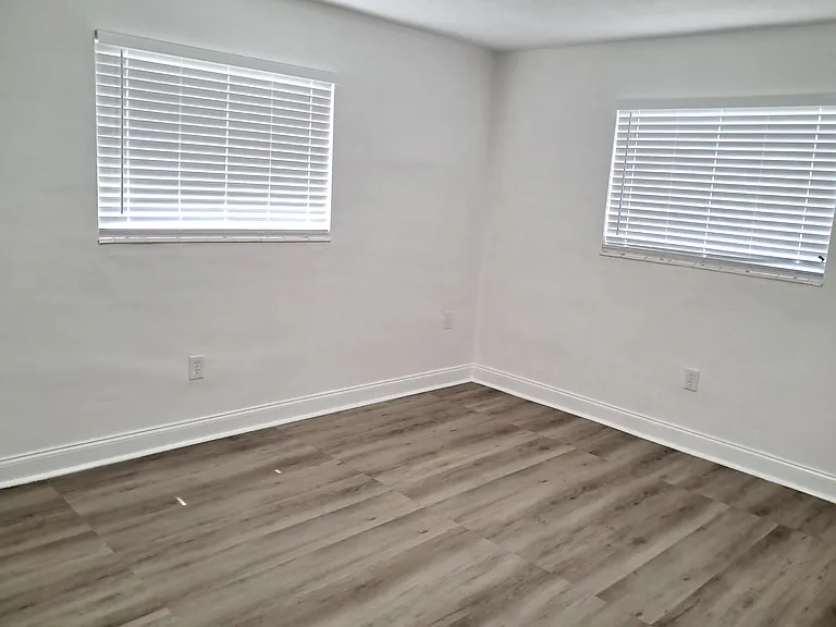 8361 NW 28th Pl — Photo 18