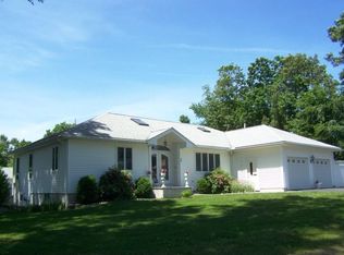 40 Mifflin Dr, North Andover, MA 01845