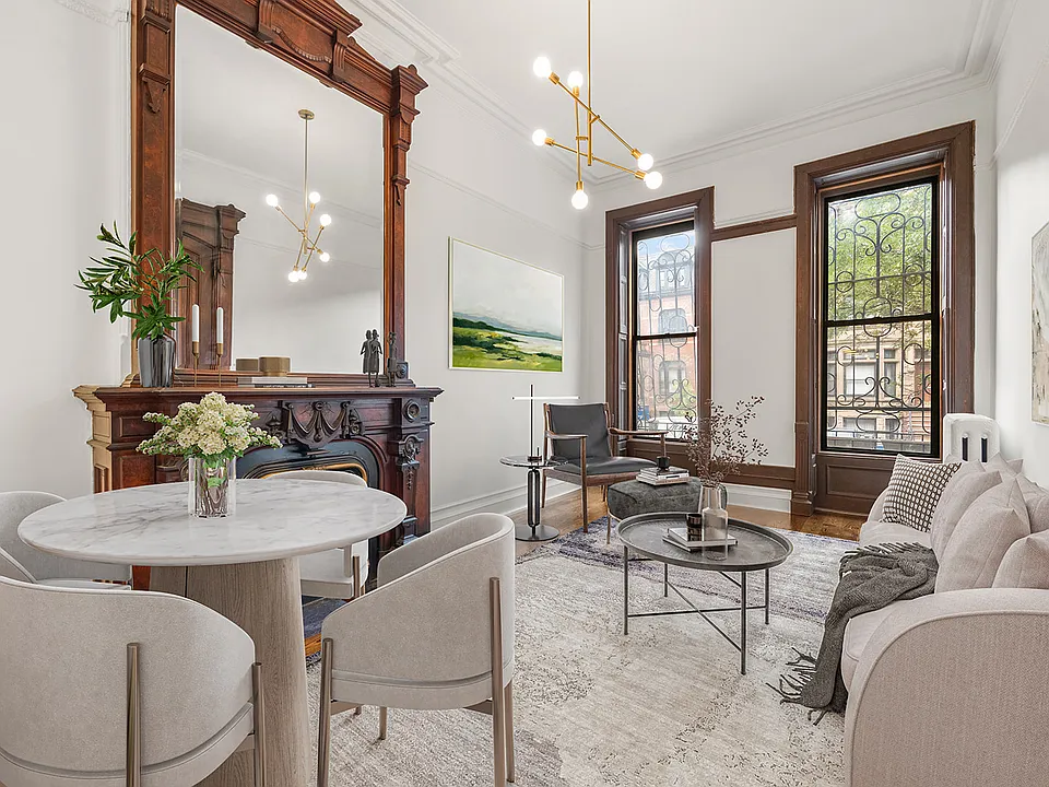 34 7th Ave #2