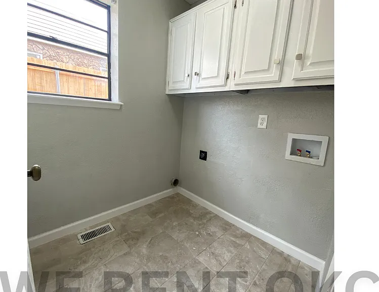3611 Wynn Cir #1 — Photo 24