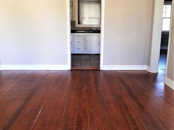 2nd image of 818 Allo Ave
