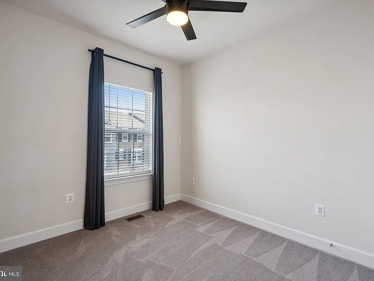 13827 Litespeed Way — Photo 18
