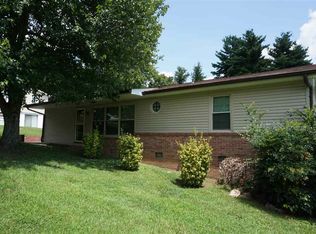 6620 Langston Dr, Knoxville, TN 37918