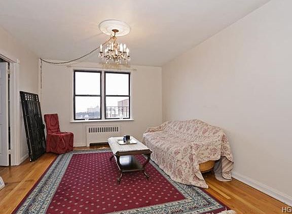 5th image of 3840 Greystone Ave APT 6O