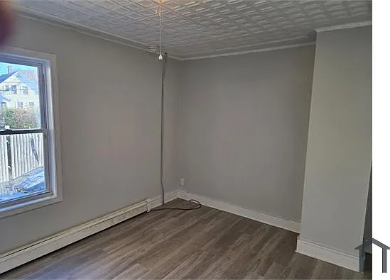 3 bed, 1200 sqft, $2,600 — Photo 3
