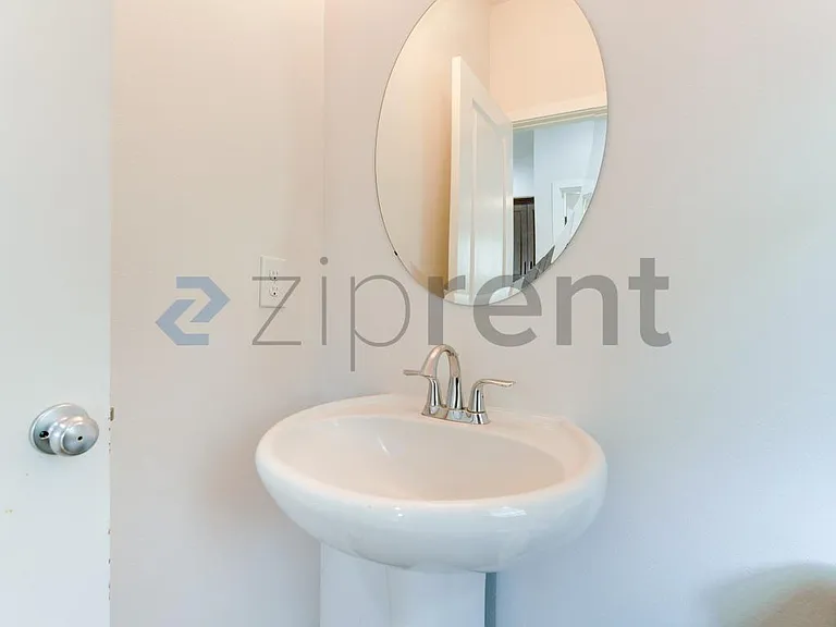 10351 156th Ln NE #101 — Photo 15