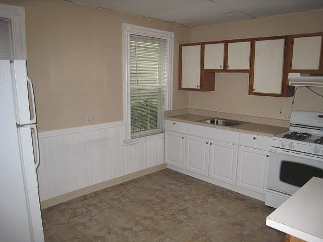 1st image of 68 Elmwood St #1