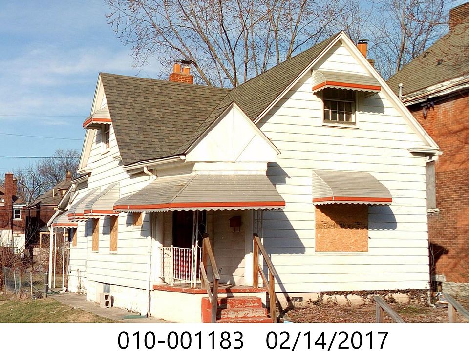 1st image of 825 S Champion Ave