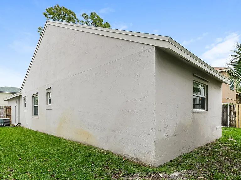 180 Heatherwood Dr — Photo 15