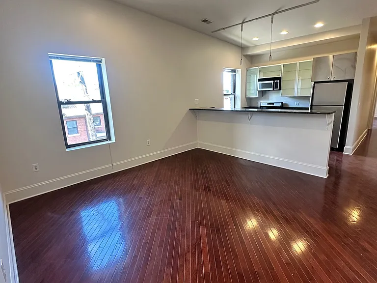 3984 Commonwealth St — Photo 21