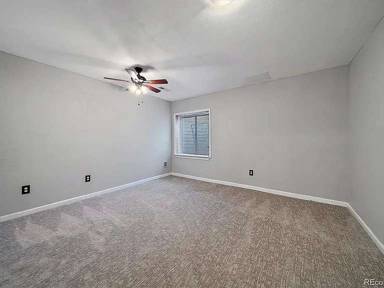 17911 Aprils Way — Photo 5