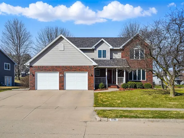 1135 Pheasant Valley St, Iowa City, IA 52246