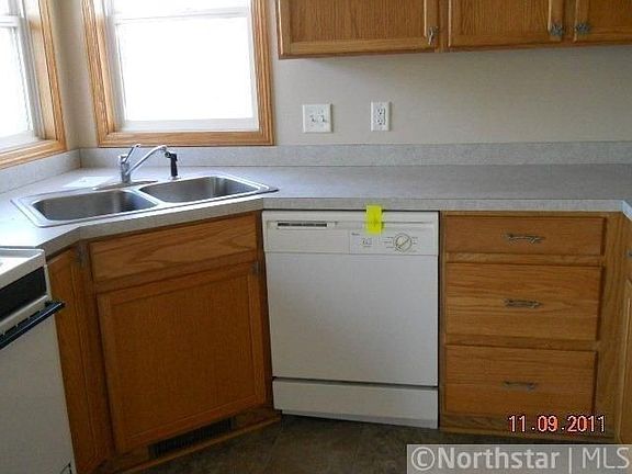 4th image of 508 Scott Cir