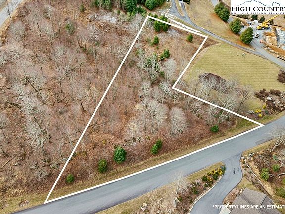 3rd image of Lot 33 Wapiti Way