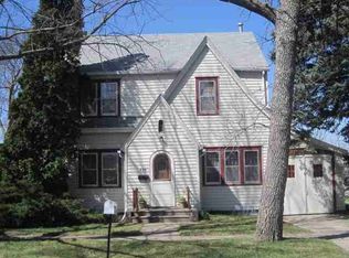 200 N Thomas Ave, Oakland, NE 68045