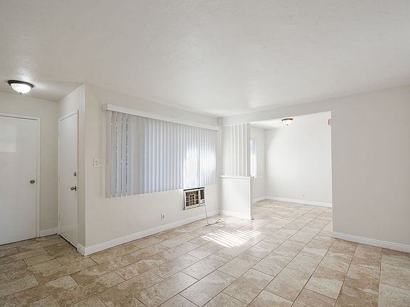 3rd image of 284 Garnet Way APT E