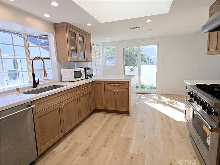 341 Avenida Atezada — Photo 4
