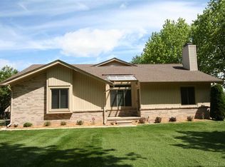 1929 Country Ln BUILDING 2, Lake Orion, MI 48360