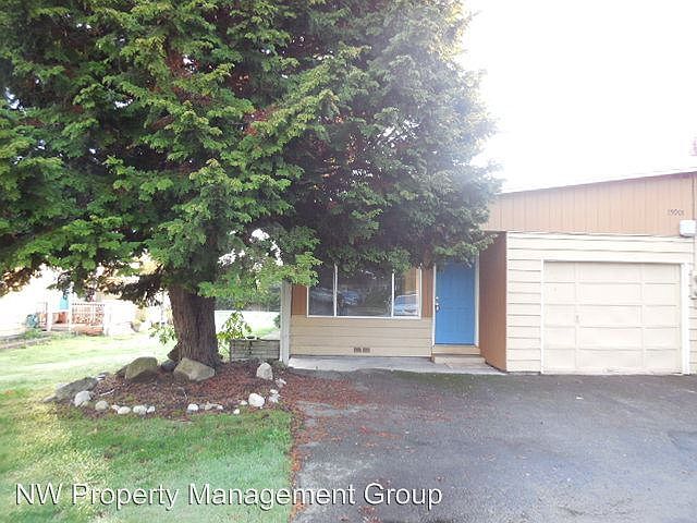 1st image of 15901 Manor Way #1