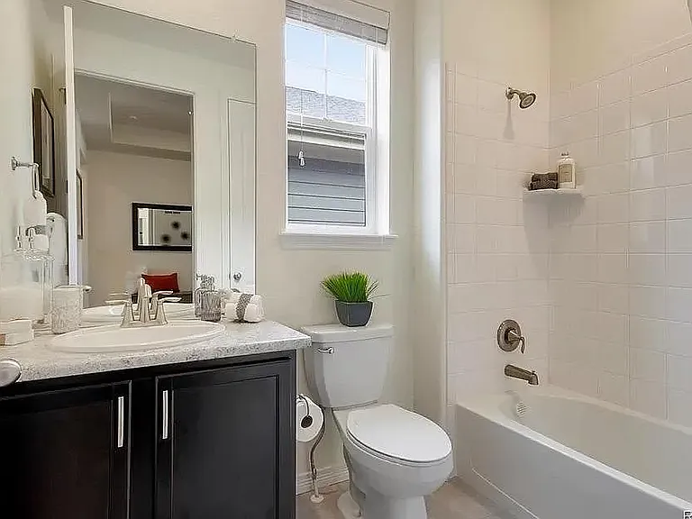 15337 Quince Cir — Photo 3