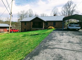 708 The Lake Rd, Clintwood, VA 24228