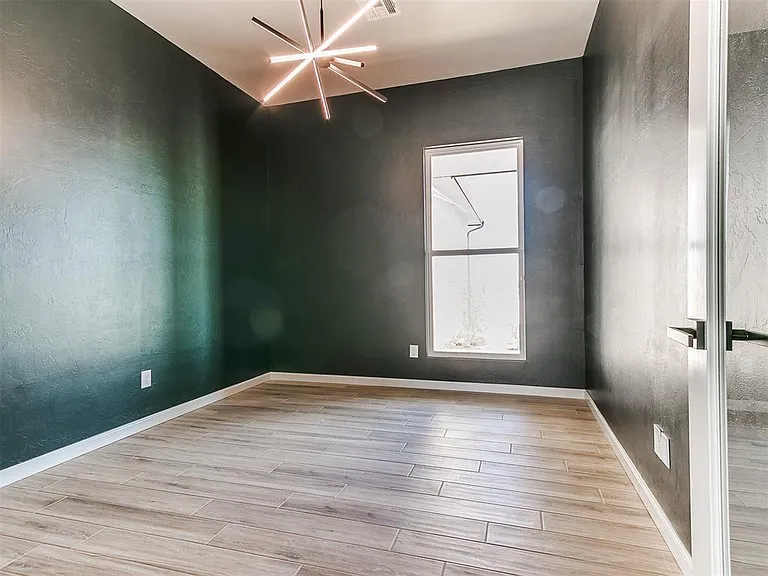 25198 Scarlett St — Photo 23