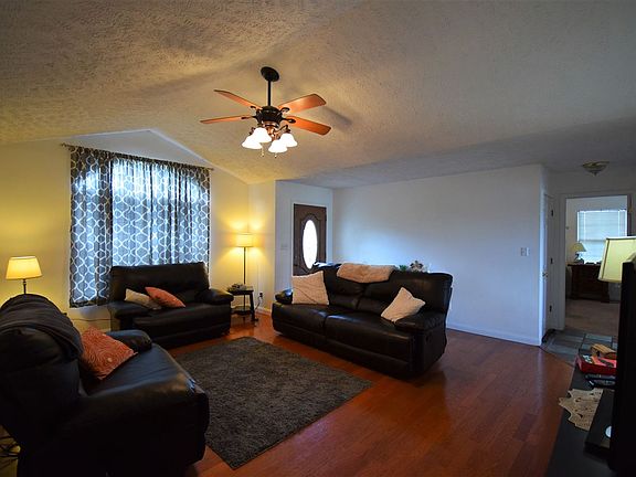 4th image of 5796 Charlene Dr