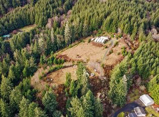 66524 Gurney Dr, North Bend, OR 97459