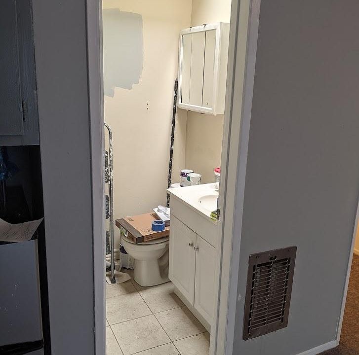 1st image of 3756 Clarington Ave