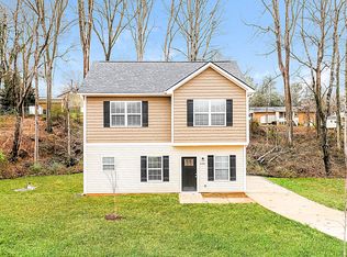 608 E Texas Ave, Bessemer City, NC 28016